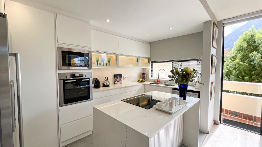 To Let 2 Bedroom Property for Rent in Newlands Western Cape